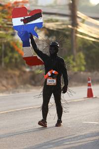 BIB: 9225, 
                            <button type="button" onclick="openModal(3107632)" class="btn btn-primary btn-sm float-right btn-popup" data-toggle="modal" data-target=".modal-high-quality">
                        <i class="fas fa-shopping-cart"></i> Add to Cart
                    </button>
                                            <button type="button" onclick="isThisMe(3107632, true)" class="btn btn-success btn-sm float-right btn-popup btn-isme hidden" data-toggle="tooltip" data-placement="bottom" title="นี่คือรูปของคุณใช่ไหม คลิกที่นี่เพื่อเอาเข้าอัลบั้ม">
                        <i class="fas fa-plus"></i> Add to album
                    </button>
                    <button type="button" onclick="isThisMe(3107632, false)" class="btn btn-warning btn-sm float-right btn-popup btn-isnotme hidden">
                        <i class="fas fa-ban"></i> Remove from album
                    </button>